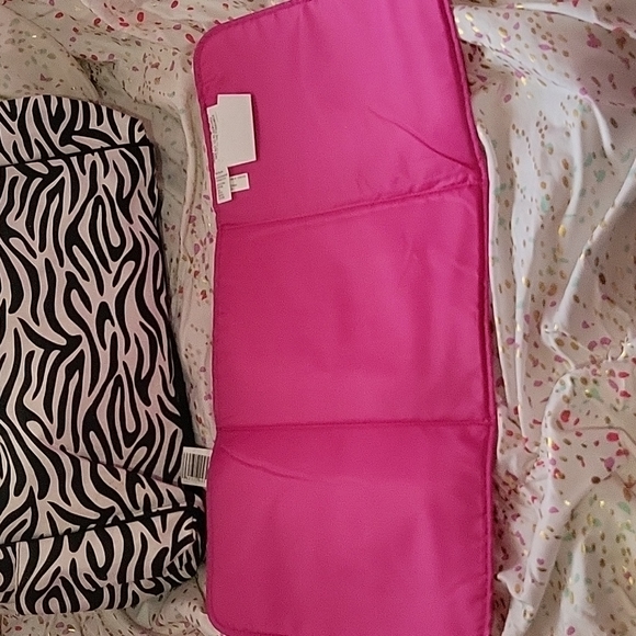 Large Carter zebra print diaper bag - Picture 9 of 11